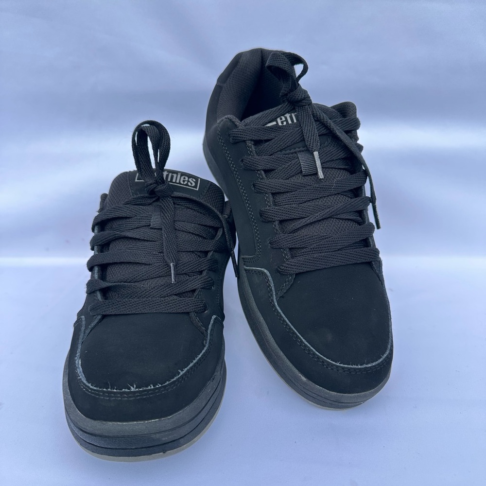 #29 Etnies Escape Men's Skate Shoes Size 8.5